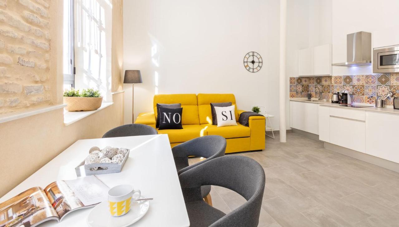 Nine O Clock San Agustin Suites Sevilla Exterior foto